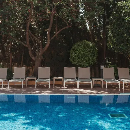 Roc Oberoy - Adults Only