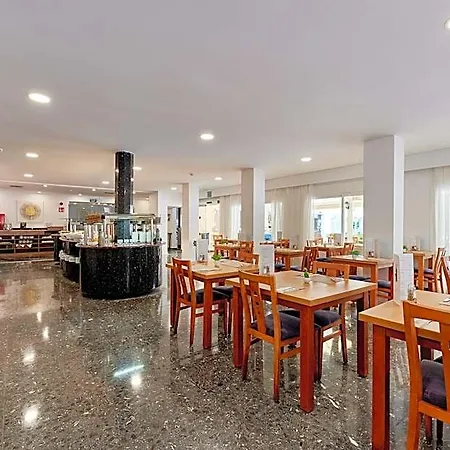 Roc Oberoy - Adults Only Hotel