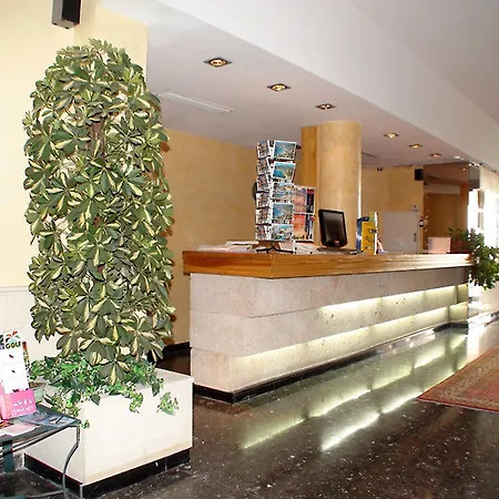 Roc Oberoy - Adults Only Hotel