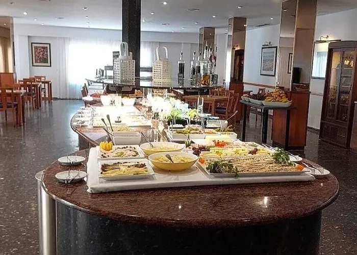 Готель Roc Oberoy - Adults Only 4*