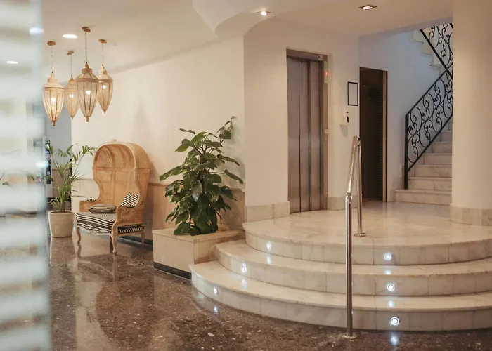 Roc Oberoy - Adults Only Готель Пагера