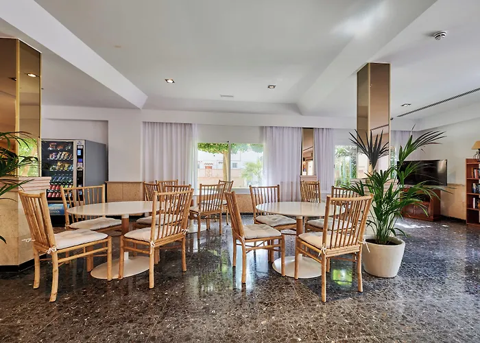 酒店 Roc Oberoy - Adults Only