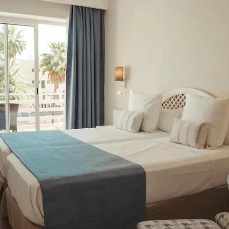 Roc Oberoy - Adults Only