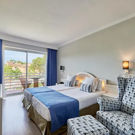 Roc Oberoy - Adults Only Hotel