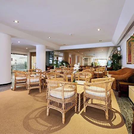 Roc Oberoy - Adults Only Hotel