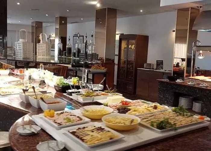 Roc Oberoy - Adults Only 4* Пагуэра