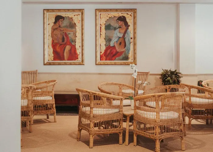 Roc Oberoy - Adults Only Отель 4*