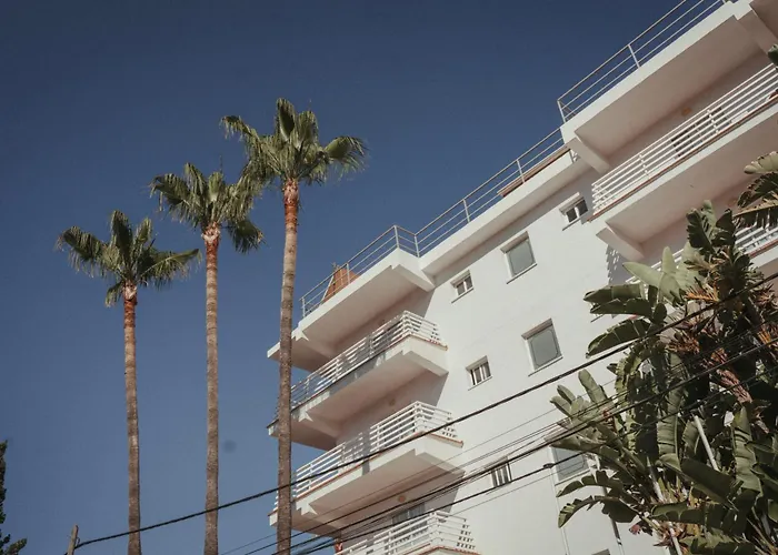 Roc Oberoy - Adults Only Отель