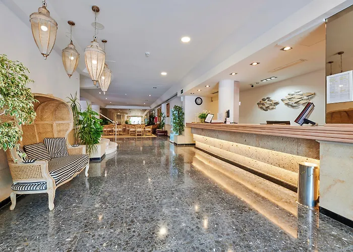 Отель Roc Oberoy - Adults Only