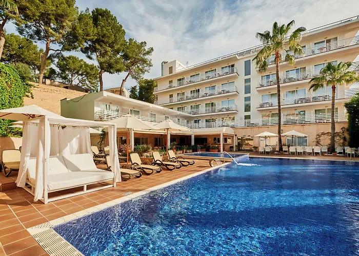 Roc Oberoy - Adults Only