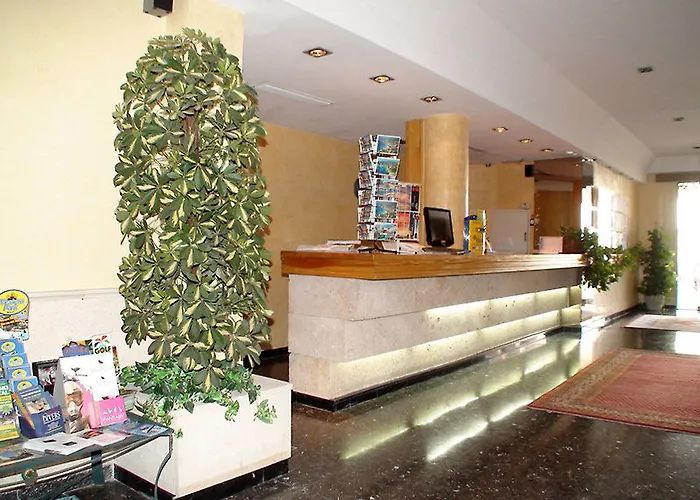 Roc Oberoy - Adults Only Отель